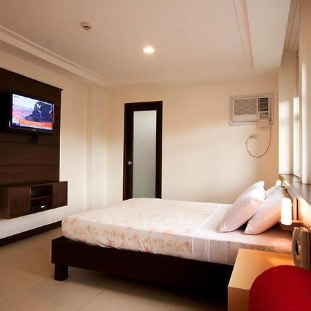 Olongapo Travel Lodge Eksteriør bilde